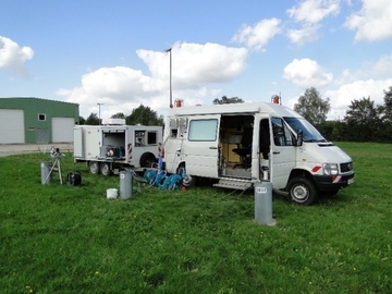 Probenahmefahrzeug mit Anhänger